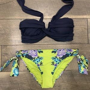 Seafolly Goddess Bandeau & tie side bottoms